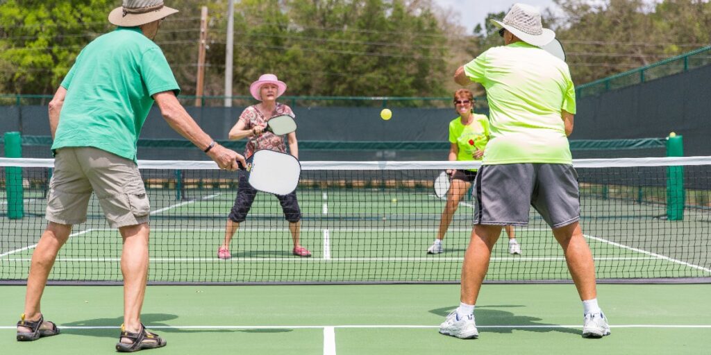How to Serve In Pickleball