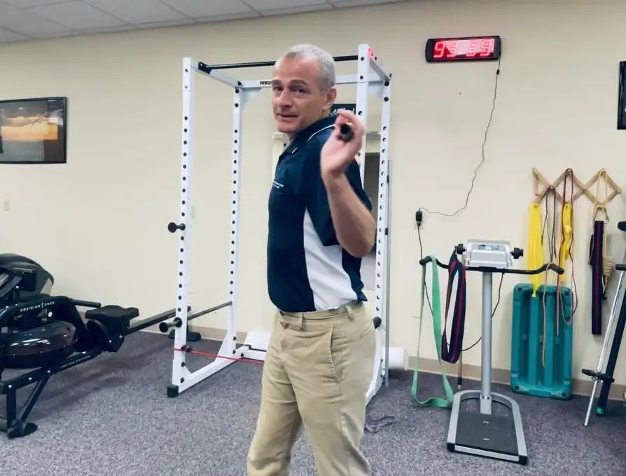 pickleball shoulder mobility with trunk rotation